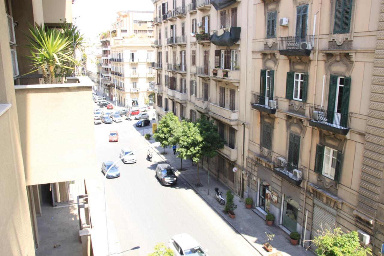 B&B Alexander-Room&Breakfast Palermo Exteriör bild